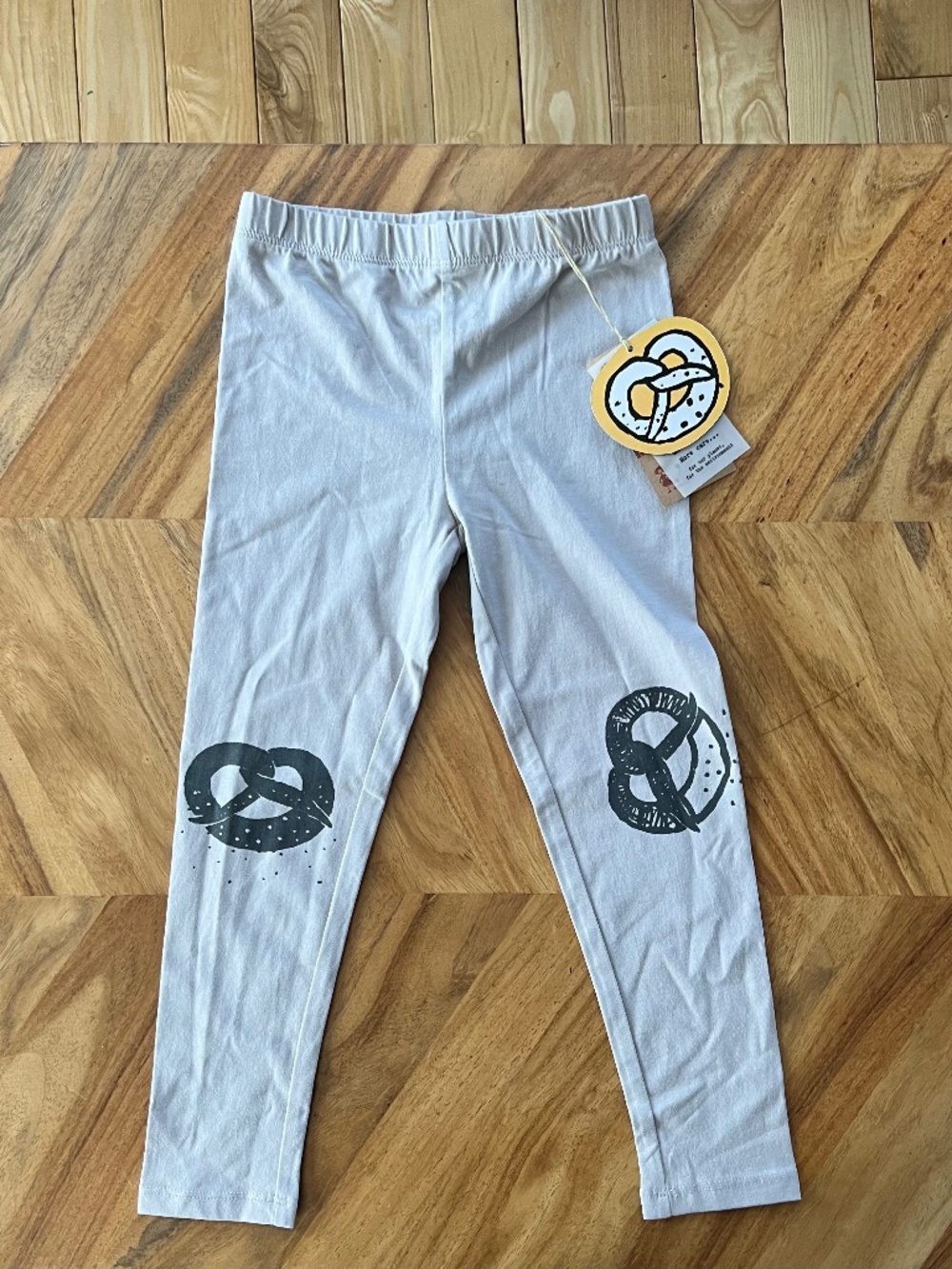 Pretzel Leggings